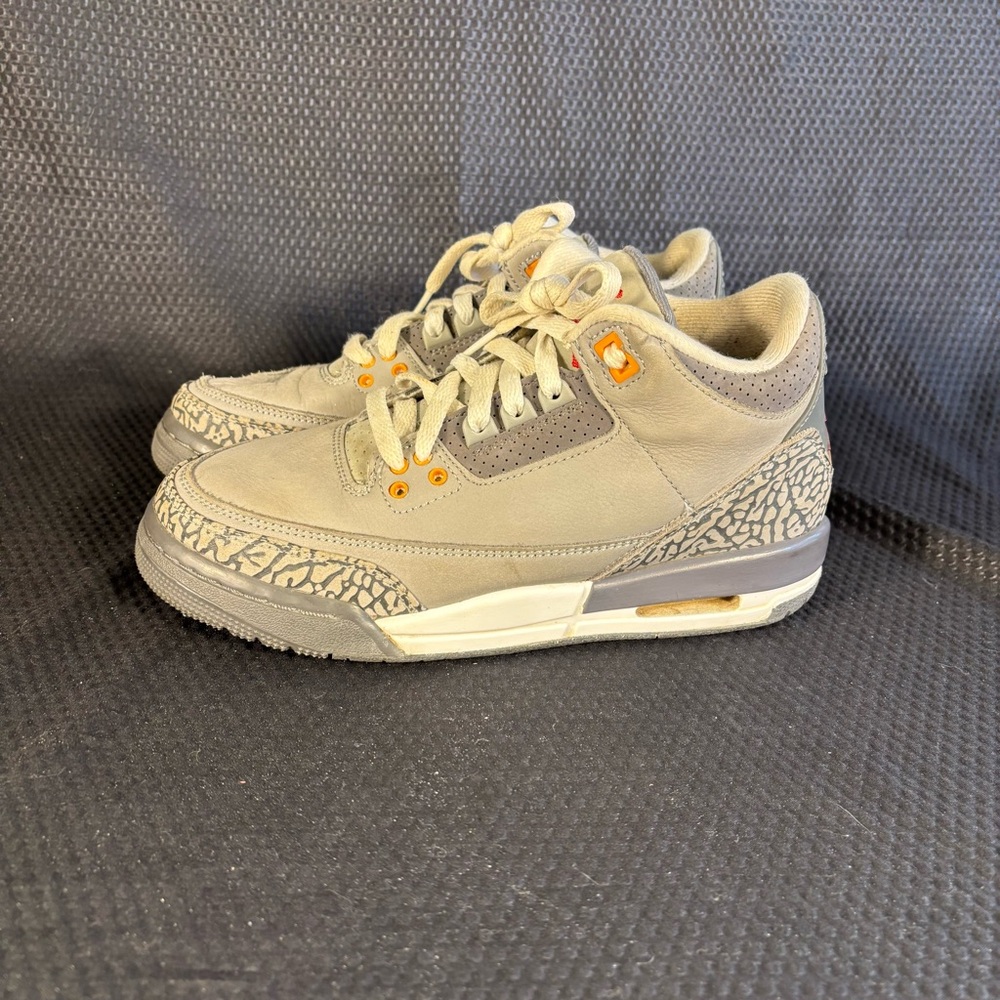 Air Jordan Retro 3 Cool Gray